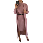 Indlæs billede til gallerivisning lyserød lang strik kjole med hals og lange ærmer
